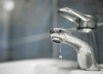 Sem água há três dias, moradores do bairro Piedade organizam manifestação, em Ouro Preto