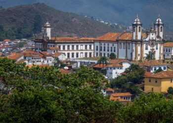 Ouro Preto registra mais de mil novos casos de Covid em três dias