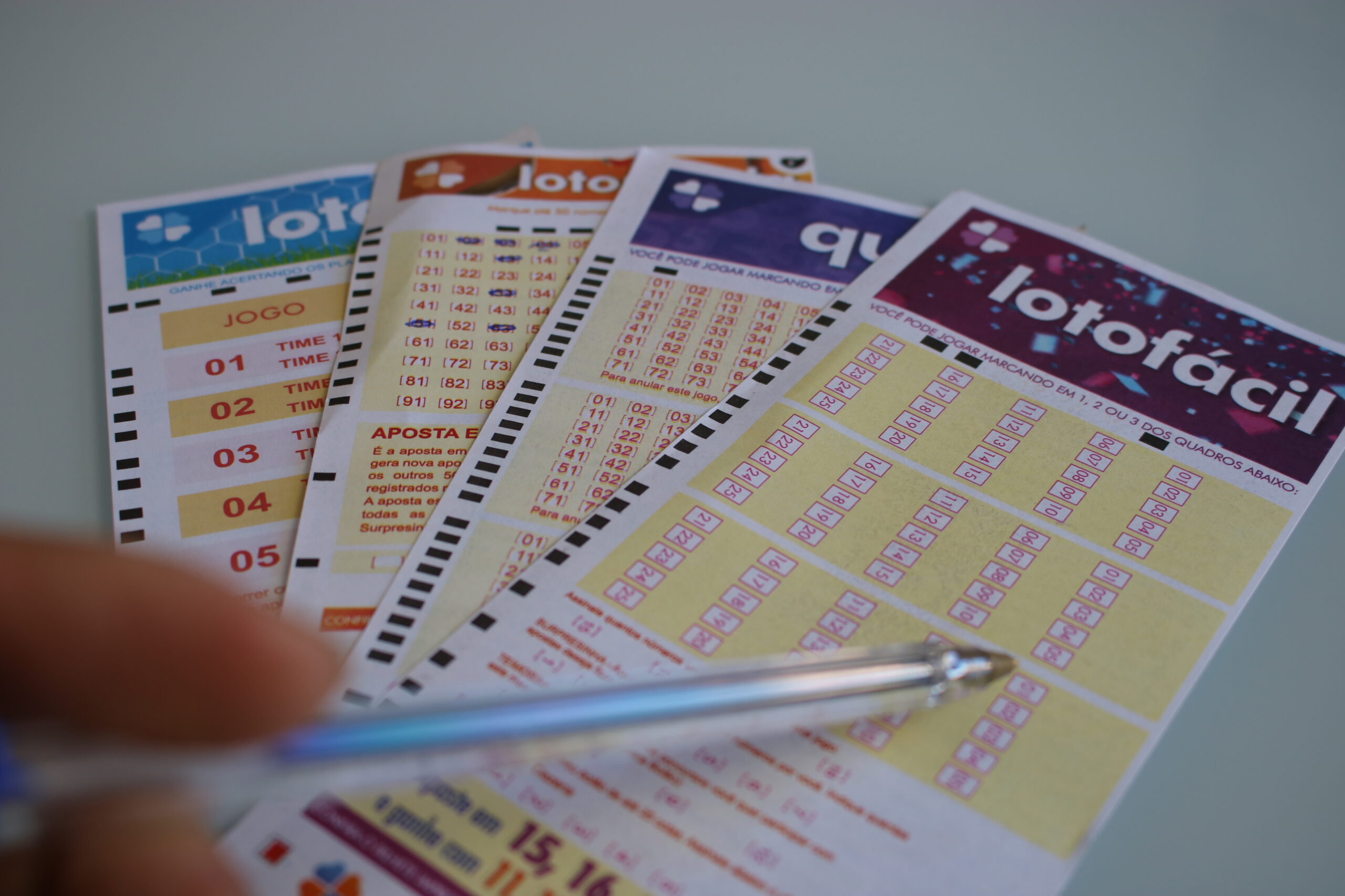 Loterias: confira o resultado da Lotofácil 2418, Lotomania 2260 e outras de segunda (10/01)