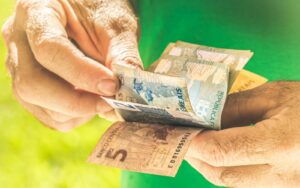 Duas apostas de Conselheiro Lafaiete são premiadas com R$ 30 mil na Mega-Sena Apostas de Conselheiro Lafaiete são premiadas com R$ 30 mil na Mega-Sena