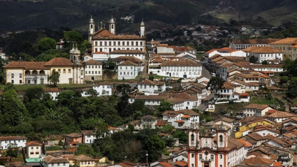 Ouro Preto ultrapassa marca de 10 mil casos de covid-19
