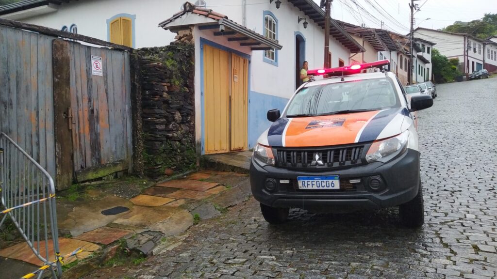 Cerca de 44 pessoas estão desalojadas em Ouro Preto devido às fortes chuvas