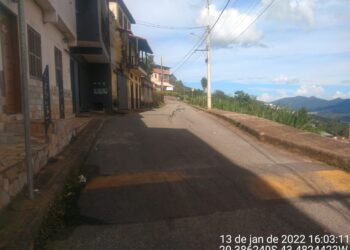 Com risco de deslizamento, 80 famílias são evacuadas do bairro Taquaral, em Ouro Preto