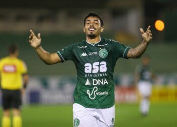 Perto de assinar com o Cruzeiro, Bidu tem bons números na Série B