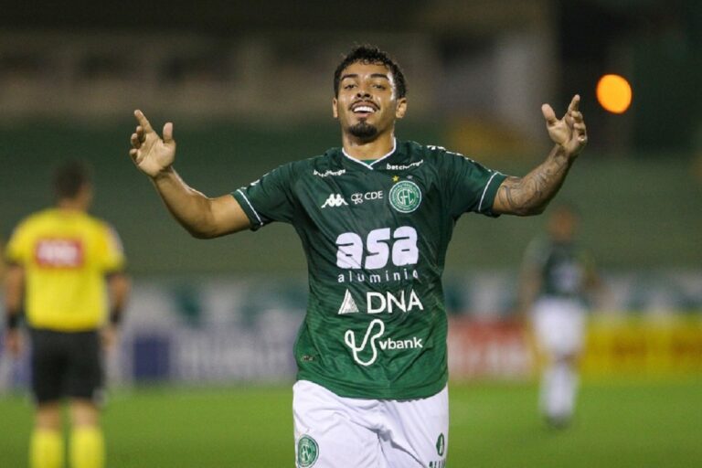 Perto de assinar com o Cruzeiro, Bidu tem bons números na Série B