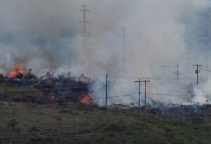 Ouro Preto: Morro do Cruzeiro, próximo à UFOP, sofre grande incêndio Ouro Preto: Morro do Cruzeiro, próximo à UFOP, sofre grande incêndio