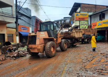 Estragos das chuvas são consequências de más gestões acumuladas, segundo especialista