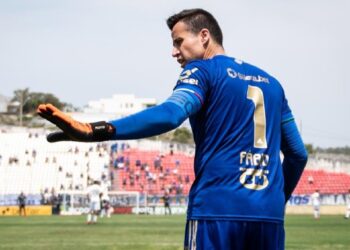 Fábio não chega a acordo e se despede do Cruzeiro: "Dor e gratidão"