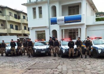 Mulher entrega irmão à polícia por roubo, em Mariana