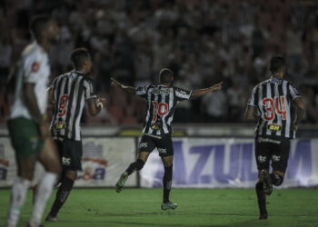 Atlético sustenta invencibilidade de 35 anos contra o Uberlândia fora de casa