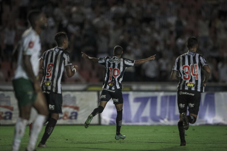 Atlético sustenta invencibilidade de 35 anos contra o Uberlândia fora de casa