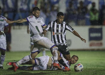 Atlético tem pior desempenho ofensivo dos últimos três meses, em derrota para a URT