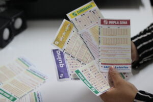 Loterias: resultado da Mega-Sena 2453, Lotofácil 2447 e outros sorteios de sábado (12/02) Loterias: resultado da Mega-Sena 2453, Lotofácil 2447, Federal 5638 e outros sorteios de sábado (12/02)