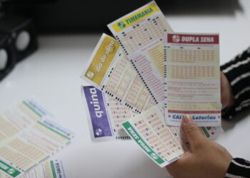 Loterias: resultado da Mega-Sena 2453, Lotofácil 2447, Federal 5638 e outros sorteios de sábado (12/02)
