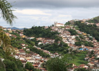 Covid: Ouro Preto avança para a Onda Amarela