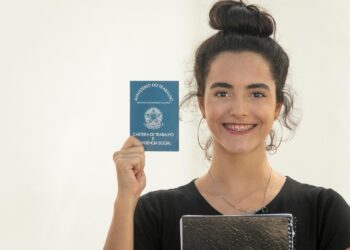 Mineradora oferta vagas para primeiro emprego