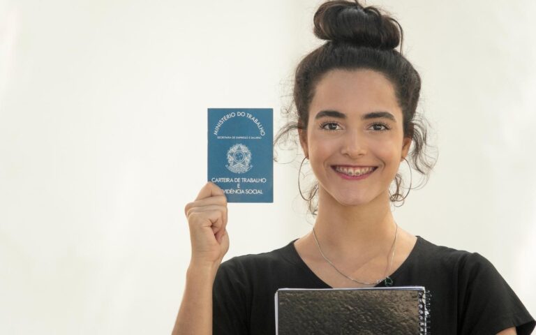 Mineradora oferta vagas para primeiro emprego