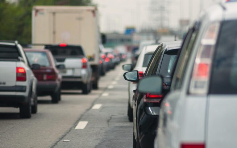 Motoristas mineiros estão sendo multados ao viajarem para outros estados. Saiba o motivo!