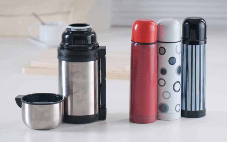 Garrafas. Foto: Canva