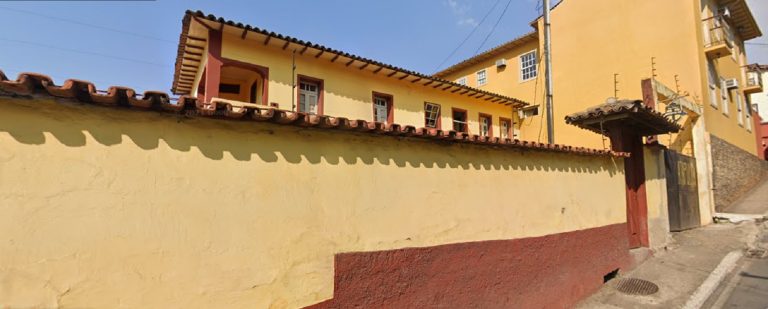 República de Ouro Preto é condenada a pagar R$ 6 mil a hotel por perturbação do sossego