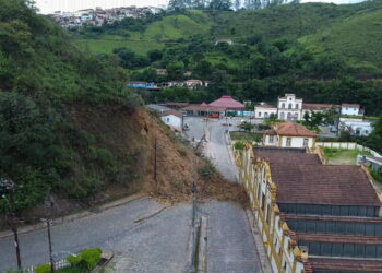 Samarco destinará R$ 5 milhões para Mariana e Ouro Preto solucionarem problemas viários causados pelas chuvas