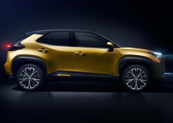 Conheça o Toyota Yaris Cross previsto para chegar ao Brasil em 2024