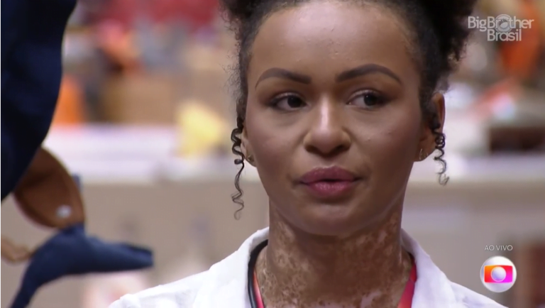 No BBB22, Natália fala para Viny: "no momento certo, você vai receber o que é teu"