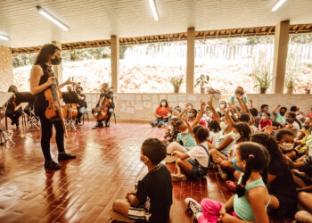 Orquestra Ouro Preto apresenta grandes clássicos para alunos de escolas públicas