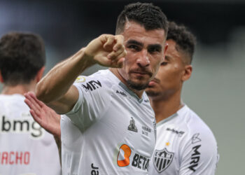 Após venda milionária, Atlético deve ter retorno gratuito de Alonso