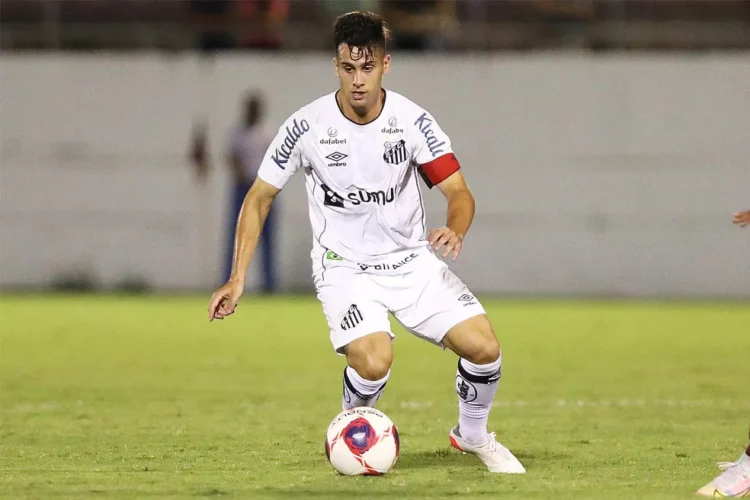 Conheça Sandro, "joia" santista que agora é o novo reforço do Atlético