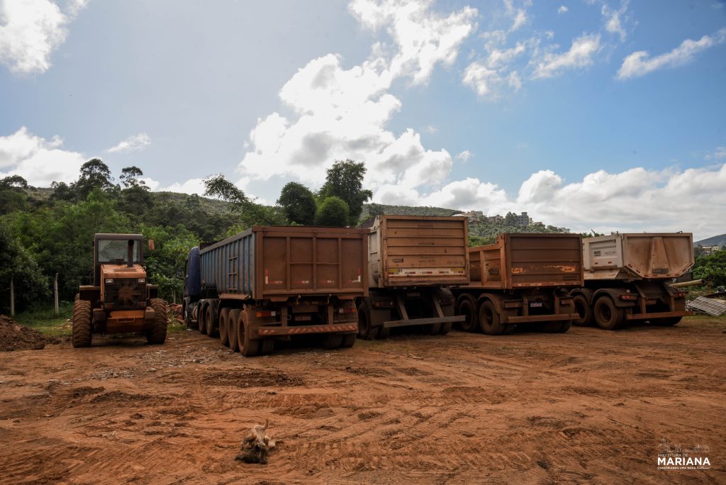 Oito pessoas são apreendidas por extração ilegal de minério em Mariana