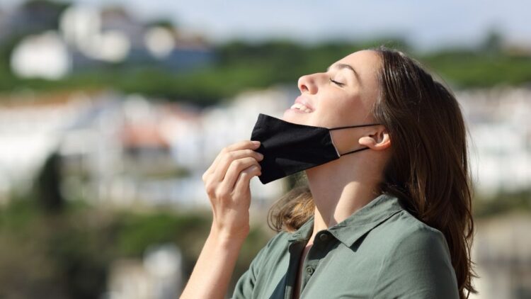 Ouro Preto, Mariana e Itabirito desobriga uso de máscara em lugares abertos