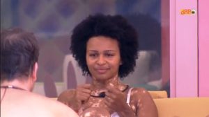 Natália, do BBB22, declara amor ao Cruzeiro: “Desde pequenininha” Natália, do BBB22, declara amor ao Cruzeiro: "Desde pequeninha"
