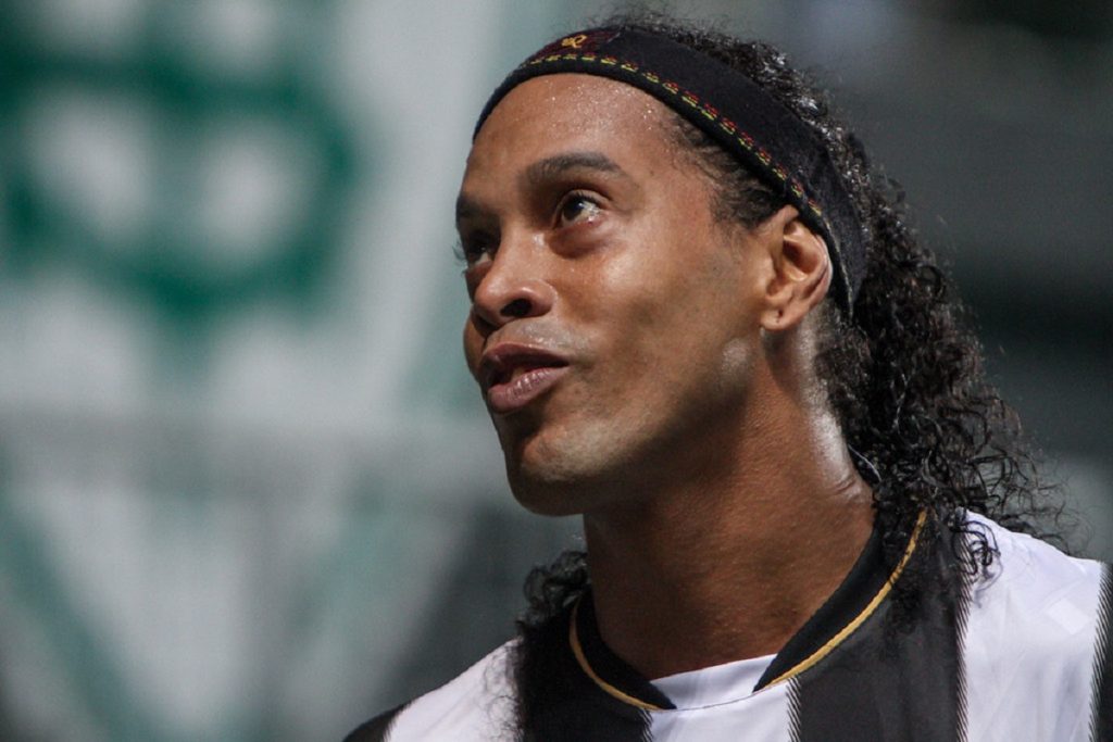 Ronaldinho faz 42 anos: relembre os melhores momentos do "Bruxo" no Atlético