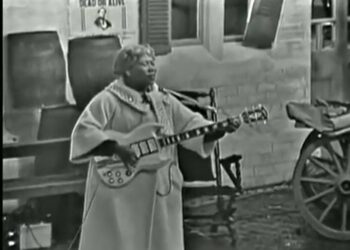Sister Rosetta Tharpe, a mulher negra que criou o rock n' roll