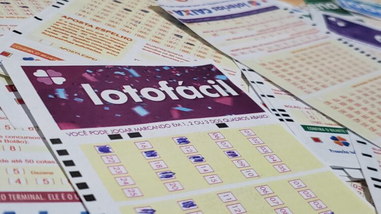 Resultado Lotofácil 2487 de hoje, sábado (02/04/2022)