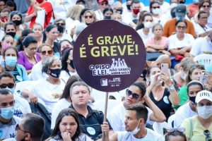 Greve da rede estadual mineira e a luta pela dignidade