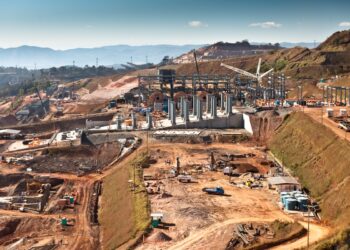 Mineradora tem mais de 100 vagas de emprego abertas em Minas Gerais