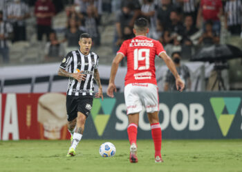 Atlético estreia no Brasileirão contra o fragilizado Inter