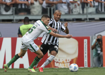 Atlético e América fazem clássico histórico pela Libertadores