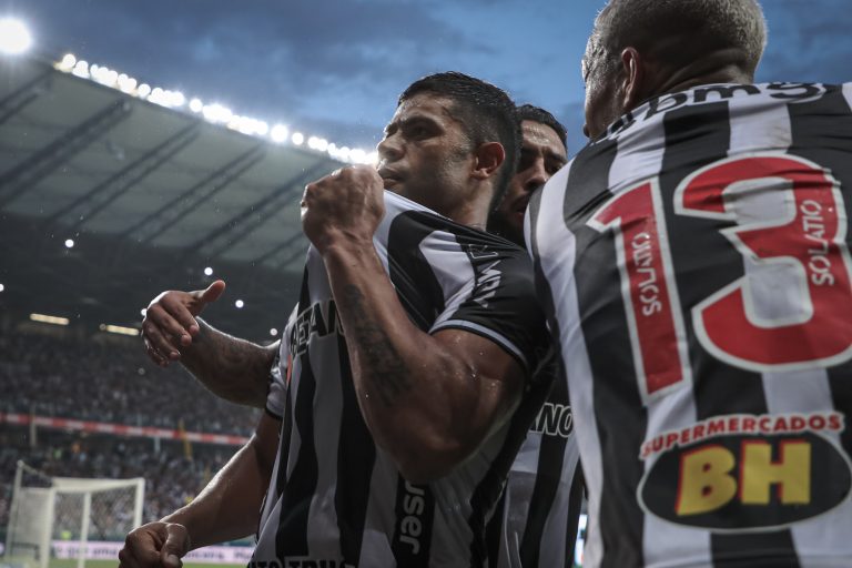E o Galo? Atlético mostra superioridade ao Cruzeiro e vence o tricampeonato mineiro