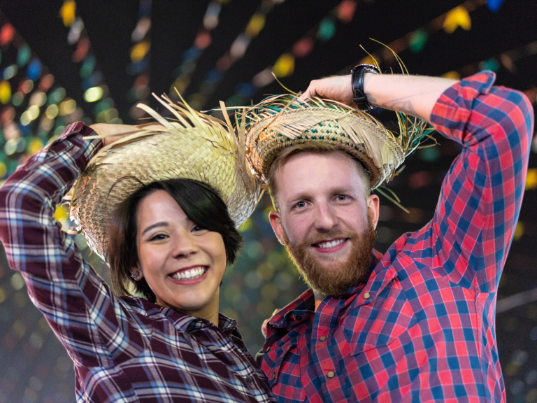 Festa junina e os signos Leão, Virgem, Escorpião e Libra. Foto: banco de imagens livres do Canva.