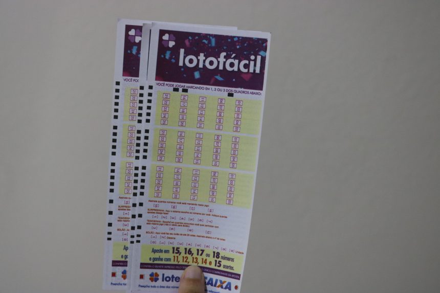Resultado da Lotofácil 2513 de hoje, quinta-feira (05/05/2022)