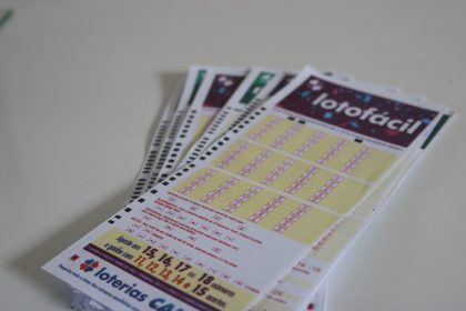 Resultado da Lotofácil 2516 de hoje, segunda-feira (09/05/2022)