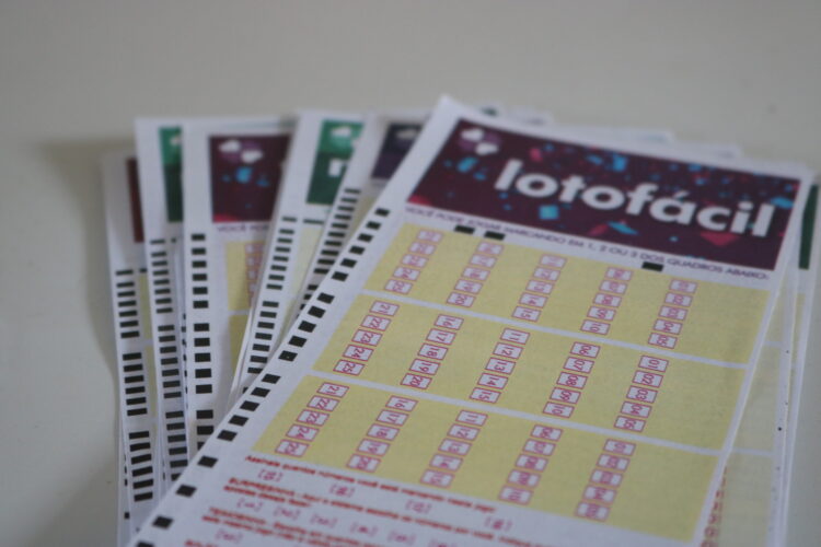 Resultado da Lotofácil 2517 de hoje, terça-feira (10/05/2022)