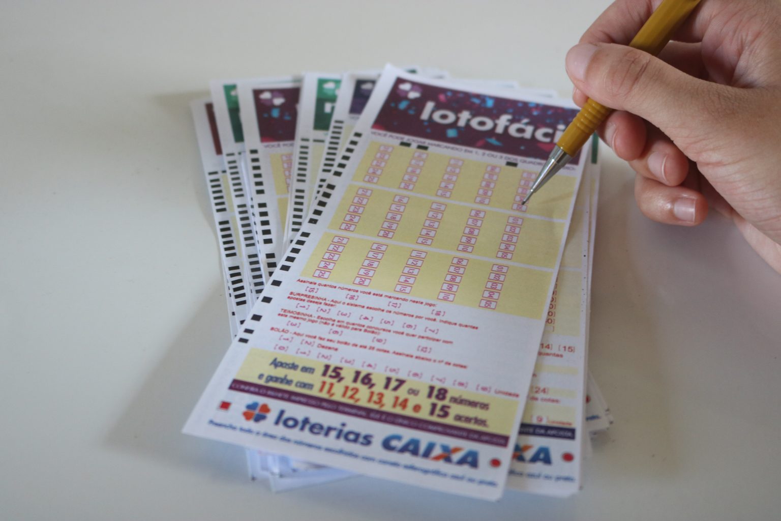 Resultado da Lotofácil de hoje, concurso 2526 – sexta-feira (20/05/2022) Resultado da Lotofácil de hoje, concurso 2526 - sexta-feira (20/05/2022)