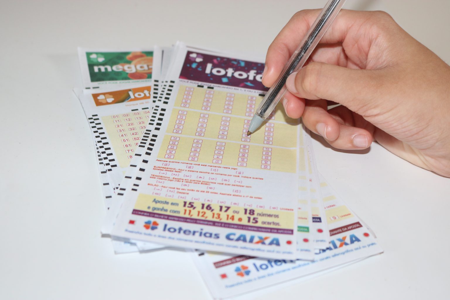 Resultado da Lotofácil de hoje, concurso 2527 – sábado (21/05/2022) Resultado da Lotofácil de hoje, concurso 2527 - sábado (21/05/2022)