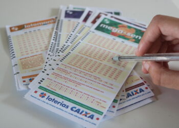 Prêmio de R$ 58 milhões da Mega-Sena sai para bolão feito em Herval d'Oeste, em Santa Catarina