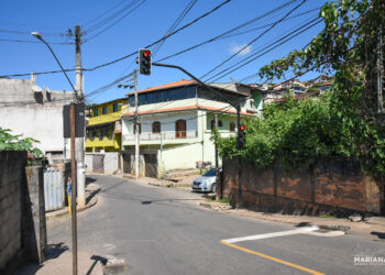 Semáforo da Rua Wenceslau Braz, em Mariana, é ativado