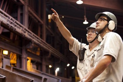 Soldador, técnicos e especialista: veja a relação de vagas abertas na CSN Mienração, em MG